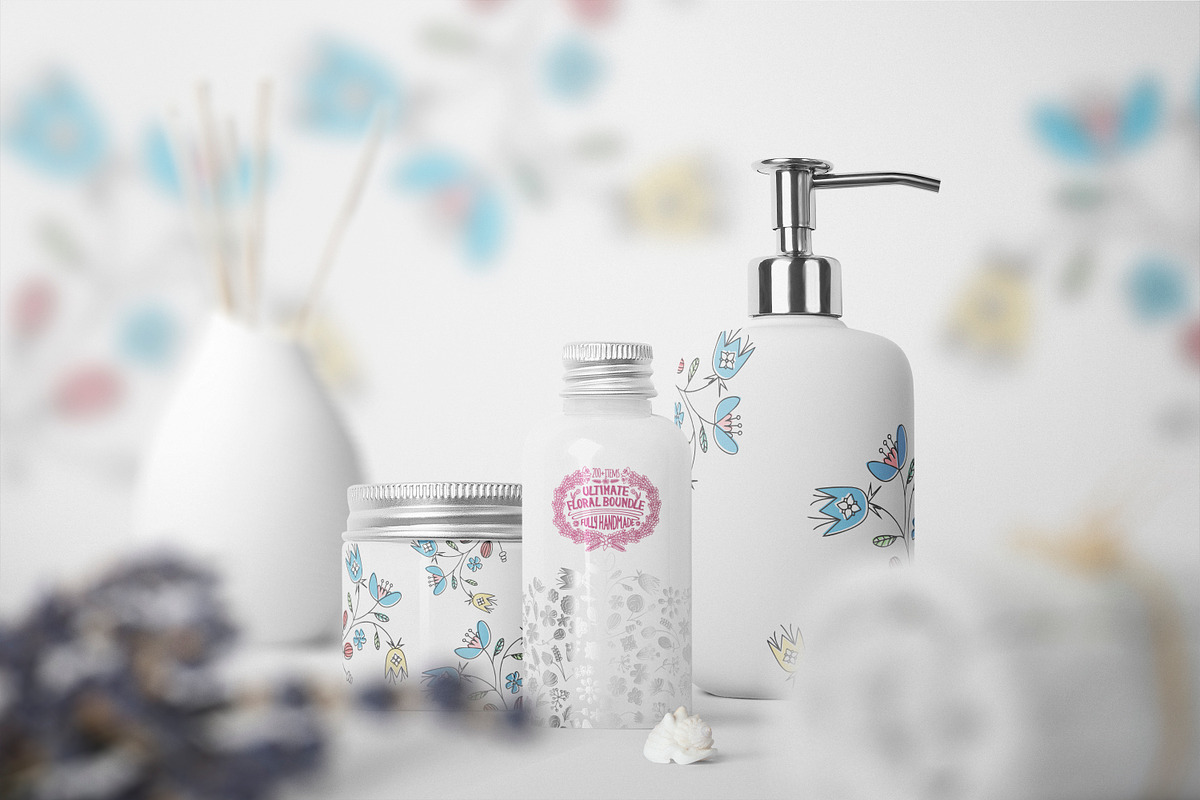 Hand-Drawn Vintage Floral DIY Kit, a Pattern Graphic by Oleg Ribar (Photo 3 of 11)