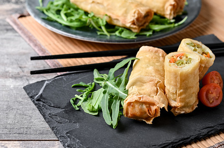 Crispy vegetables spring Rolls