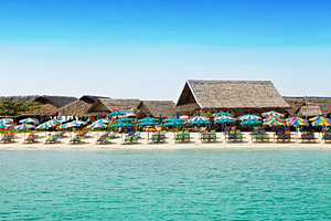 Beach resort, a Photo by saiko3p