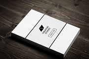Corporate Business Card, a Business Card Template by bouncy (Thumbnail 2 of 4)