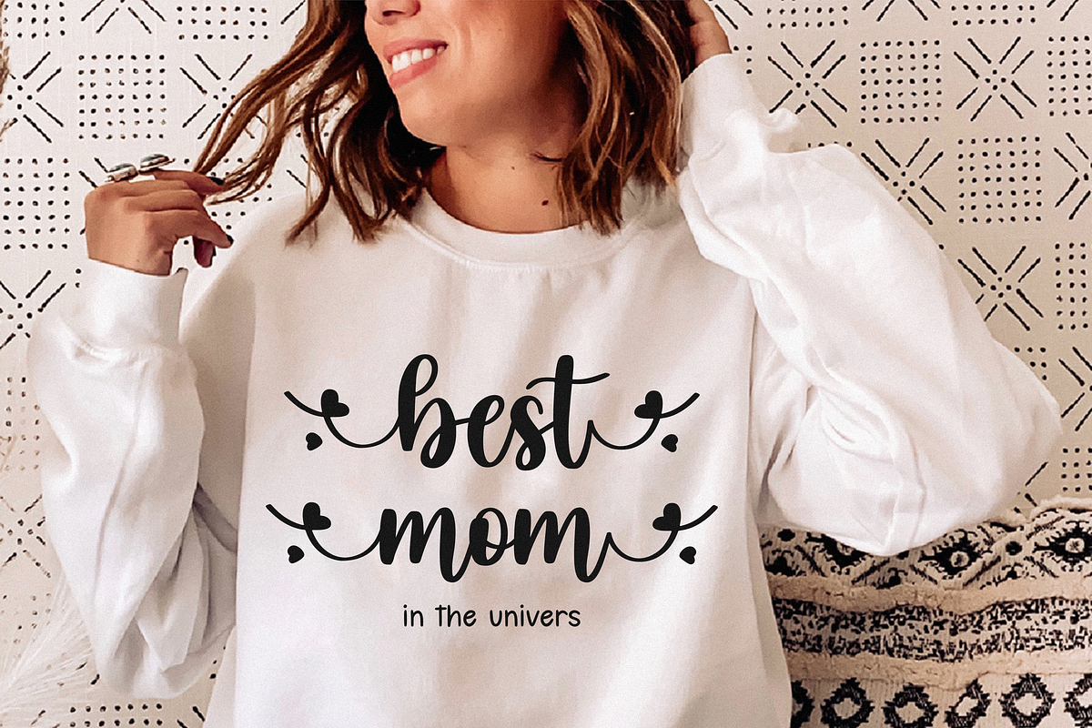 Eilysa Luise, a Script Font by Essentials Studio (Photo 3 of 11)
