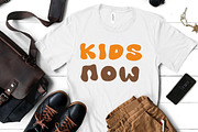 Groovy Daisy, a Font by Fourteen Letter (Thumbnail 5 of 7)
