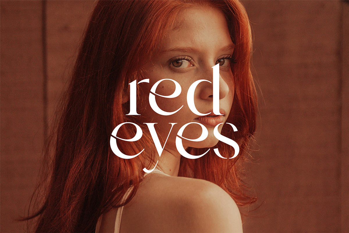 Gliterboard Luxury Serif Font, a Serif Font by UICreative (Photo 2 of 13)