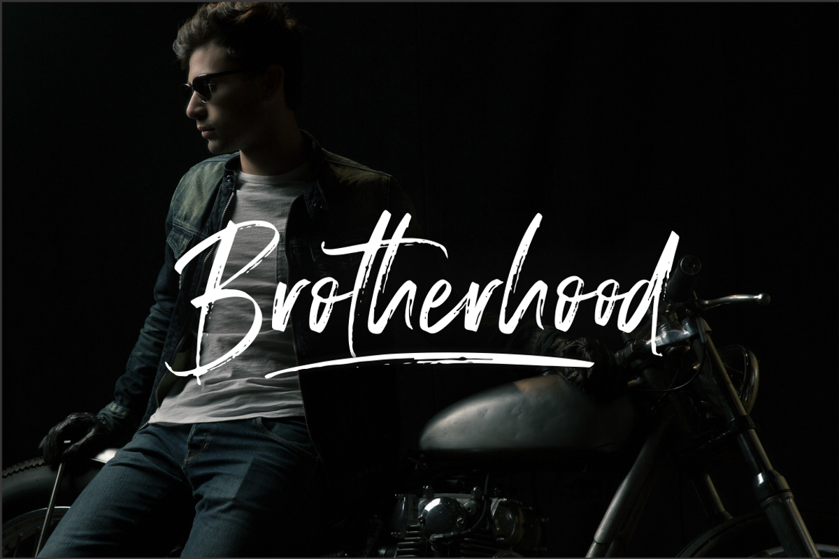 Displatter - Handbrush Font preview 3