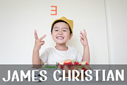Simple Awesome, a Script Font by InermediaSTUDIO (Thumbnail 5 of 8)