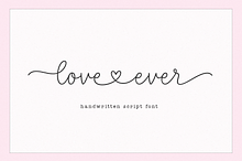 Love Ever | Heart Connector Font
