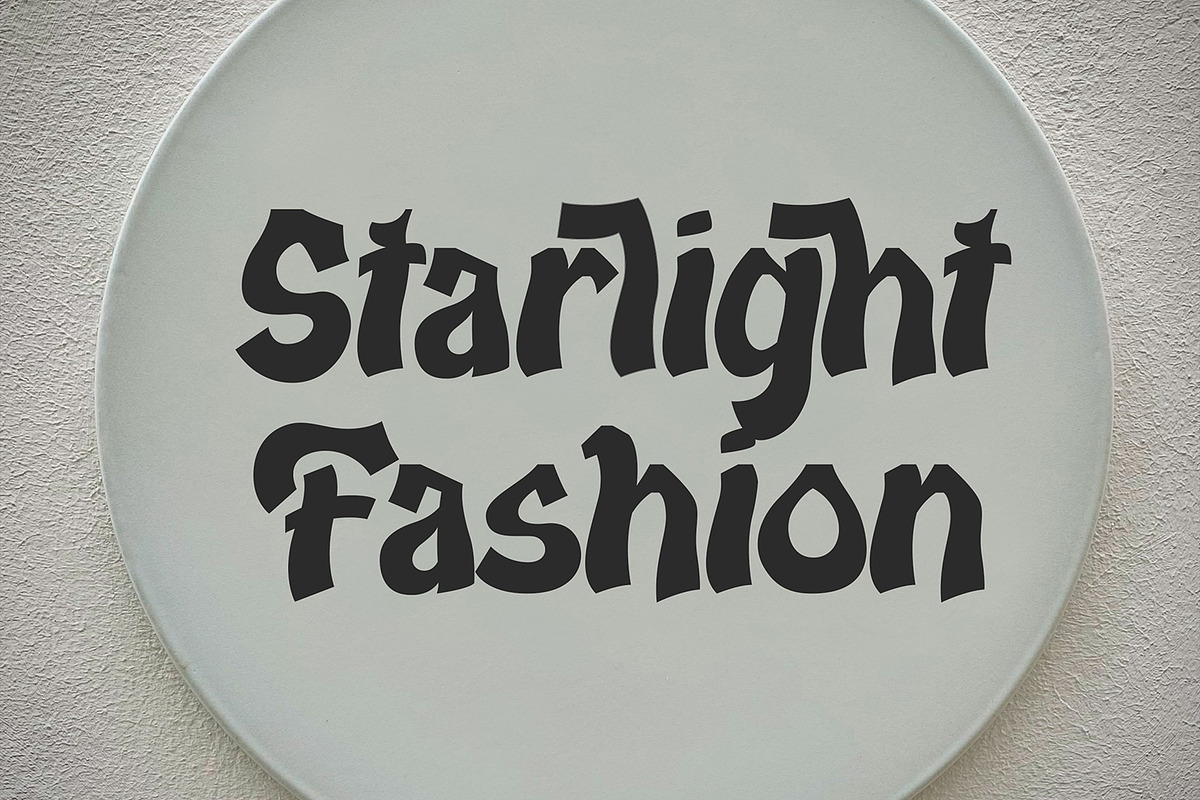 Flickure - Graffiti Font, a Handwritten Font by AQR Studio (Photo 4 of 9)