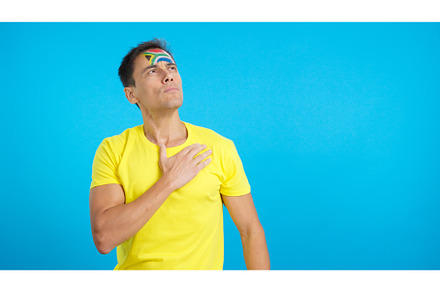 Man listening to the South Africa, a Person Photo by Iván Moreno STOCK PHOTO