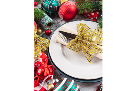 Christmas festive dinner table, a Holiday Photo by Lifemorning