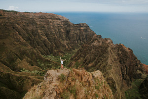 Hiking in hawaii containing hawaii, kauai, and hiking