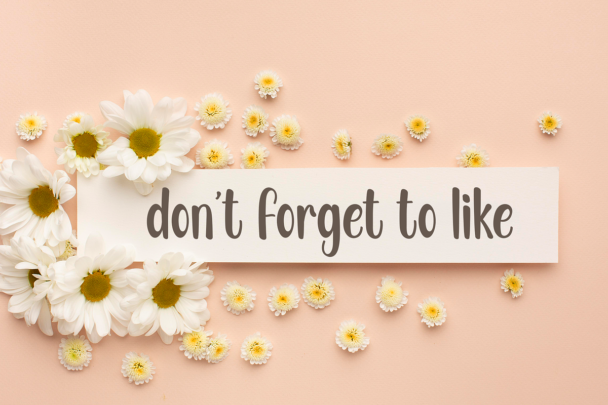 Spring Holiday, a Handwritten Font by Creative Writting (Photo 5 of 6)