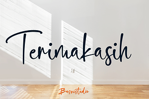 Bloombastic Handwritten Font