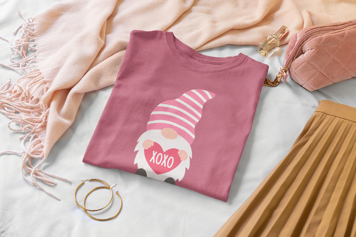 Valentine's Day Gnome vector svg, an Illustration by Peachycottoncandy (Photo 4 of 8)