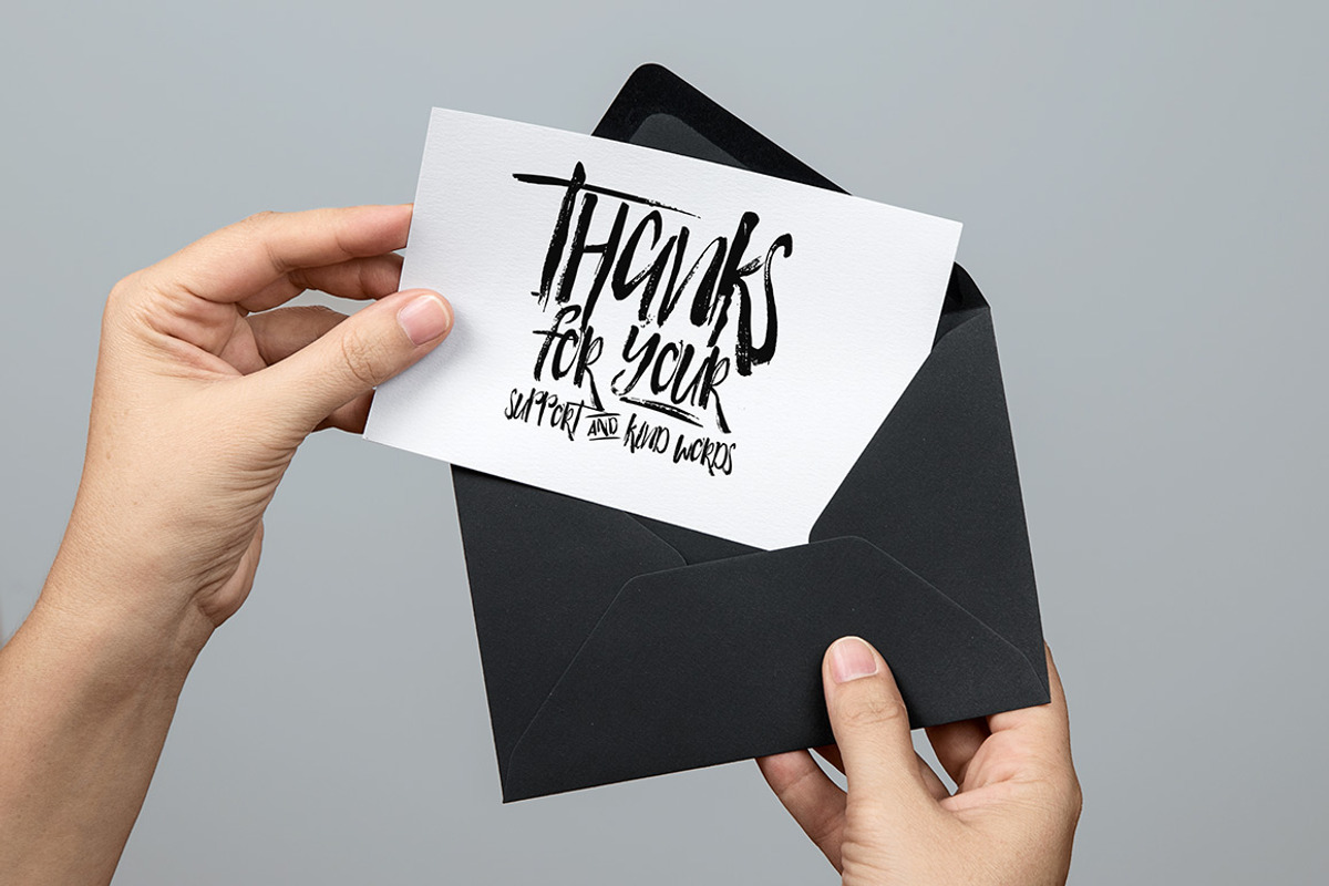 Torquay Hotel Brush Font preview 7