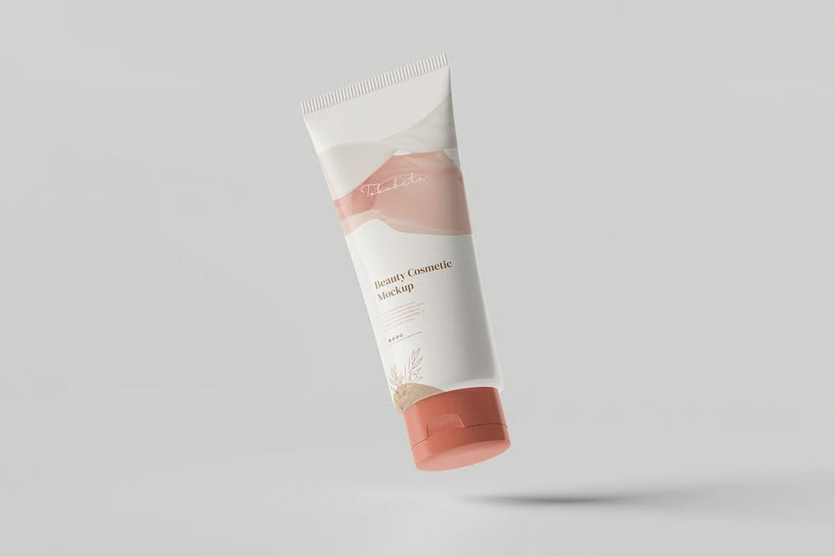 Packaging Cosmetic Mockup, a Packaging Mockup by zippypixelstudio (Photo 5 of 7)