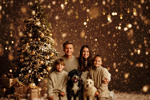 Falling Snow Christmas Tree Backdrop