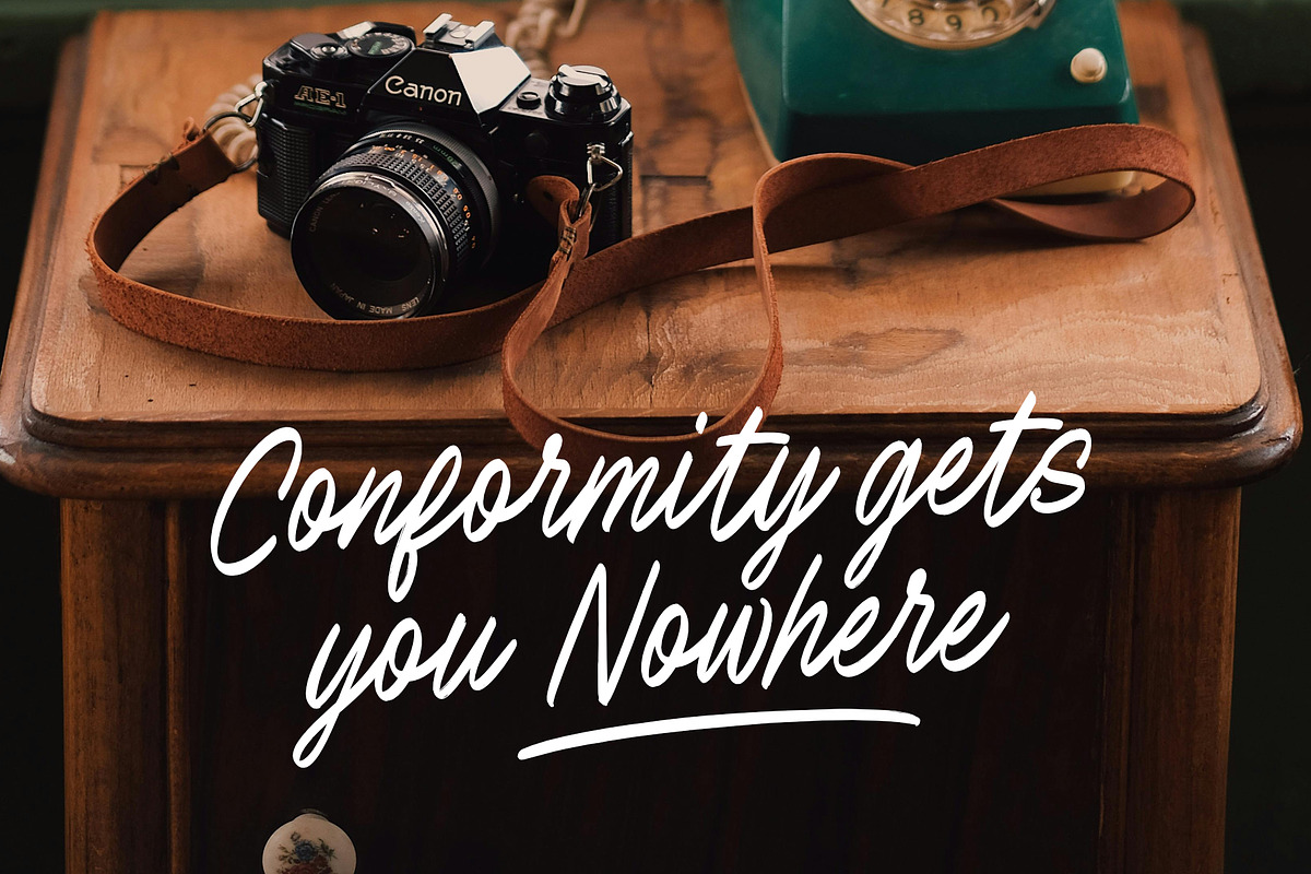 Authentic Black brush script, a Script Font by Damarletter (Photo 4 of 10)