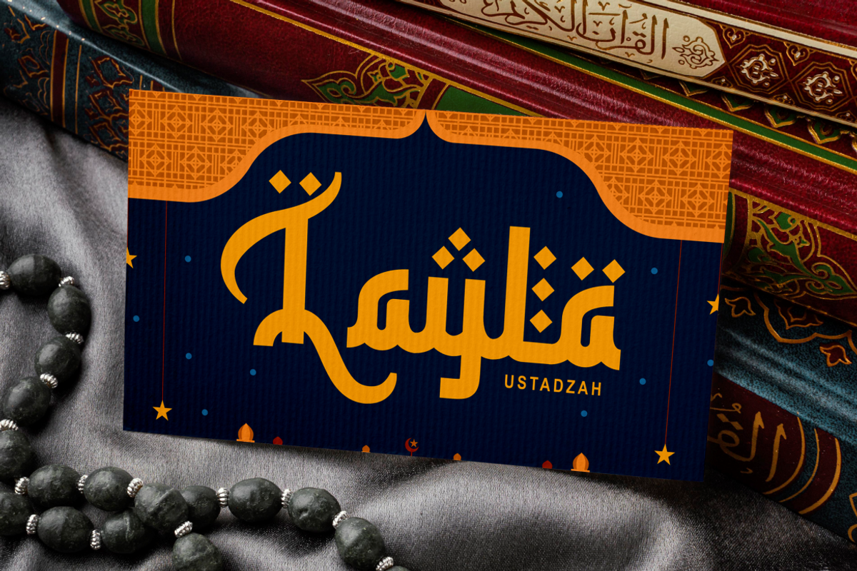Hikma Glyphs - Arabic Style Font, a Font by PutraCetol Studio (Photo 10 of 11)
