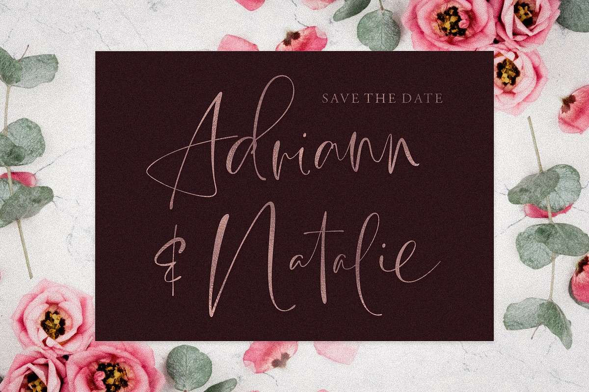 High Class – Handwritten Font, a Script Font by RedyStudio (Photo 4 of 15)