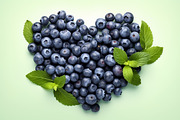 Heart Berries - 33 images, a Food & Drink Photo by Handmadefont (Thumbnail 5 of 9)