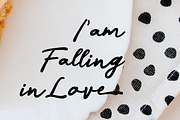 Funta, a Script Font by Gatype (Thumbnail 8 of 8)