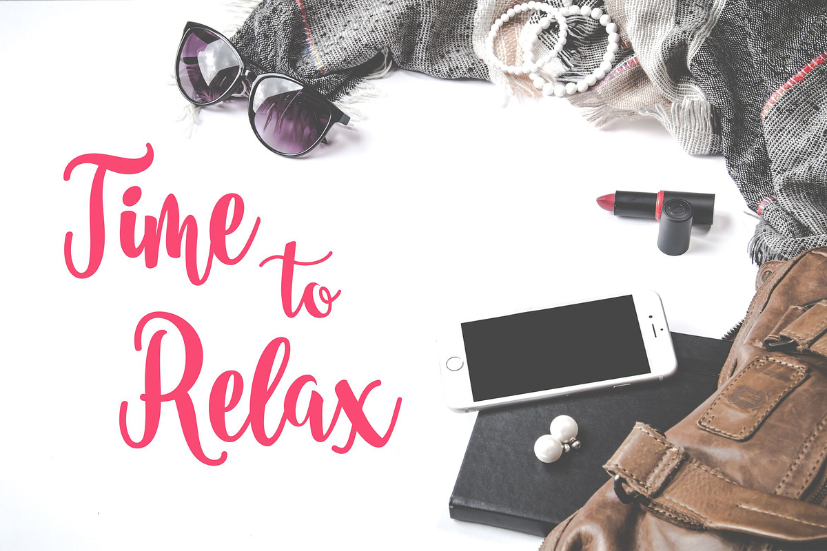 Nanda Script Font preview 2
