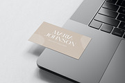 Minimal Business Card Template, a Business Card Template by idArt (Thumbnail 3 of 5)