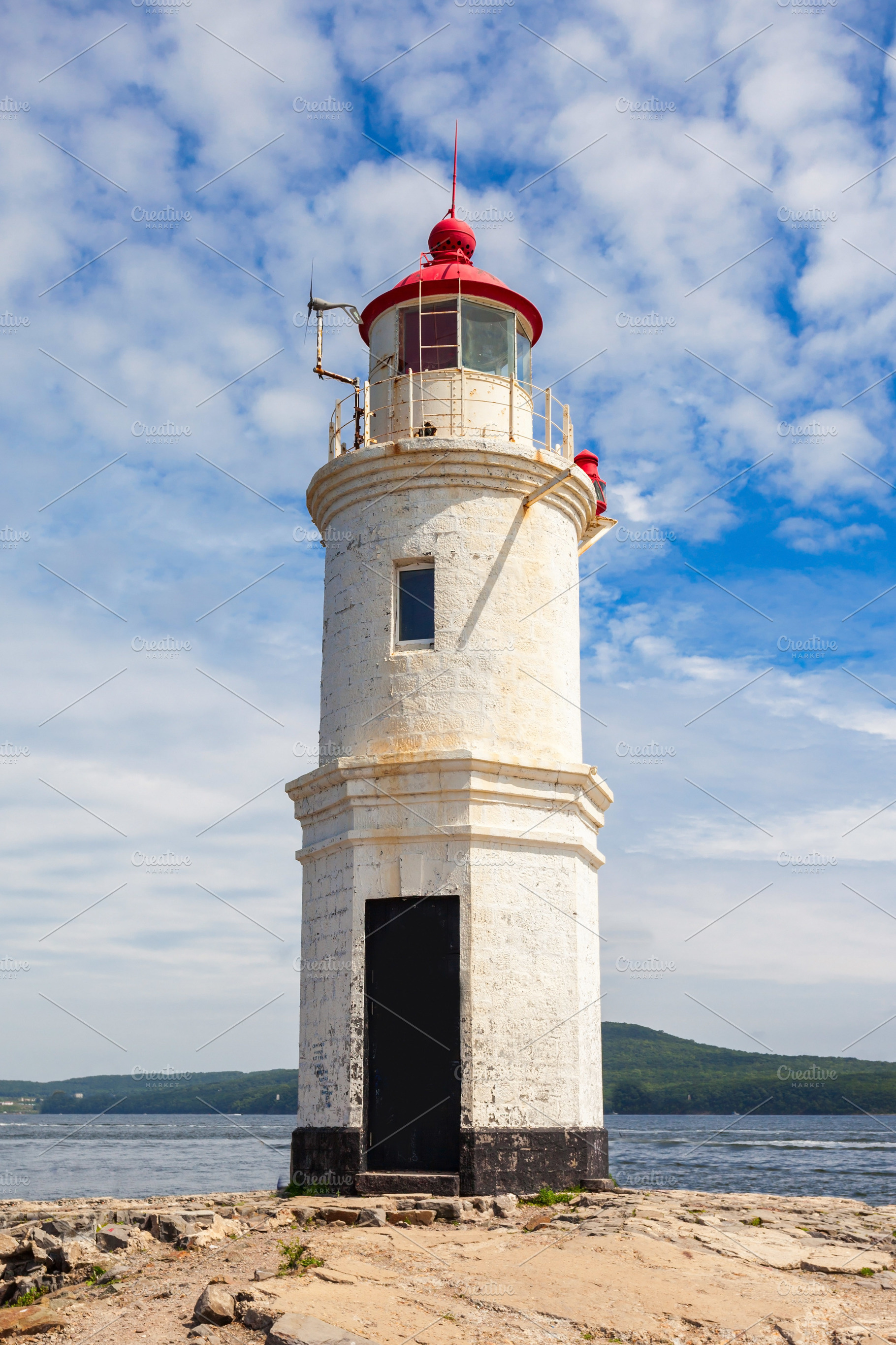 Lighthouse Tokarevskiy Egersheld, Vladivostok, a Photo by saiko3p