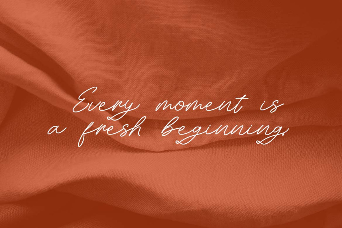 Richmond Woodhaven Signature Font, a Handwritten Font by UICreative (Photo 10 of 13)
