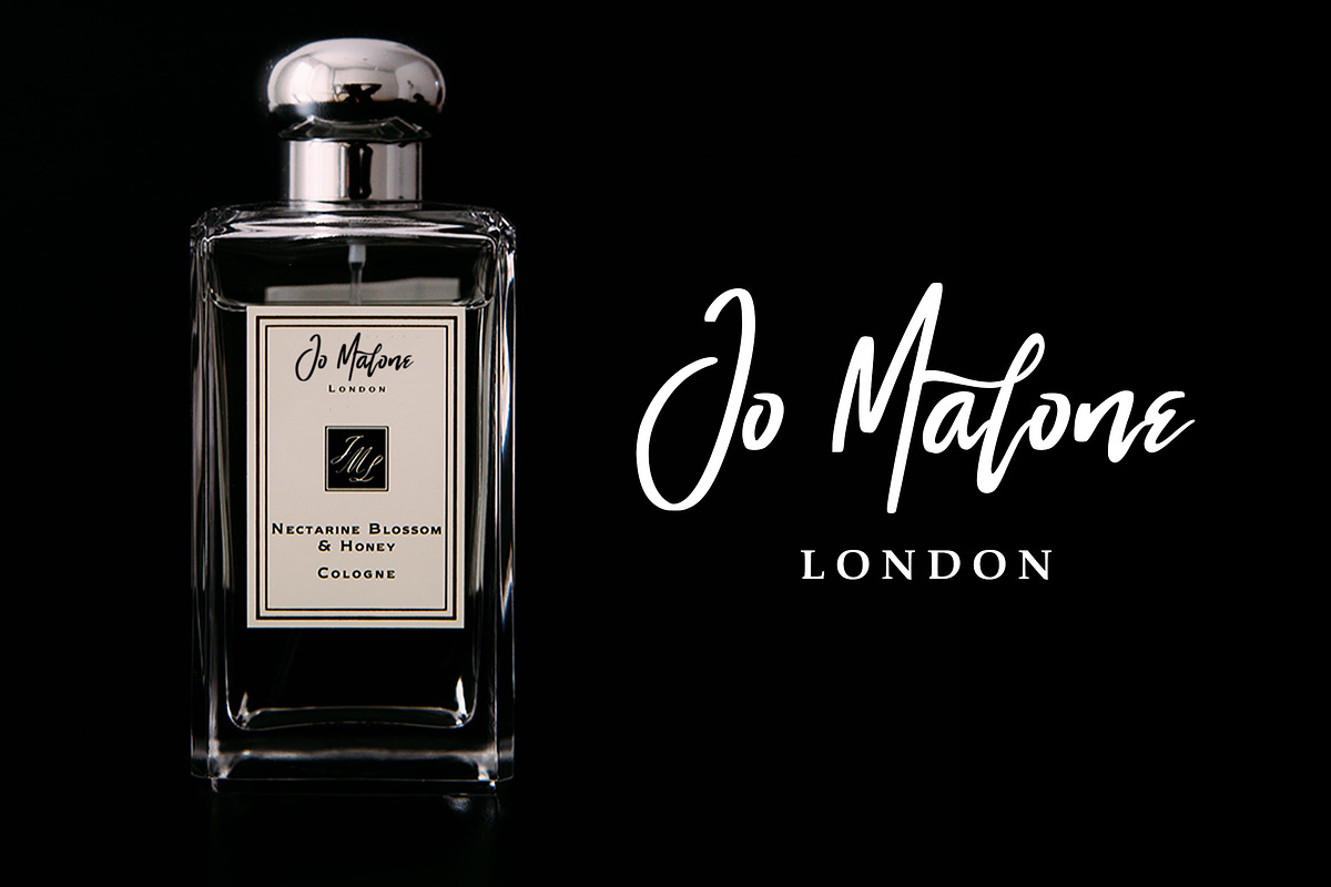 Melvina Wayne - Luxury Script Font preview 7