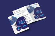 Scaleedge - Bifold Brochure, a Brochure Template by Esensifiksi.studio (Thumbnail 2 of 3)