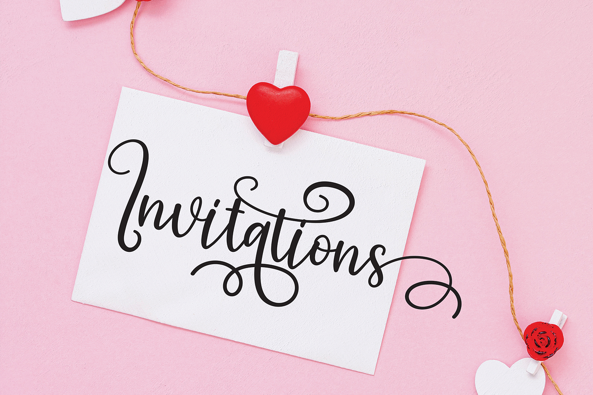 Tree Christmas | Script Font, a Script Font by Scratchones (Photo 6 of 6)