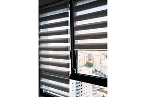 Minimalist interior window with