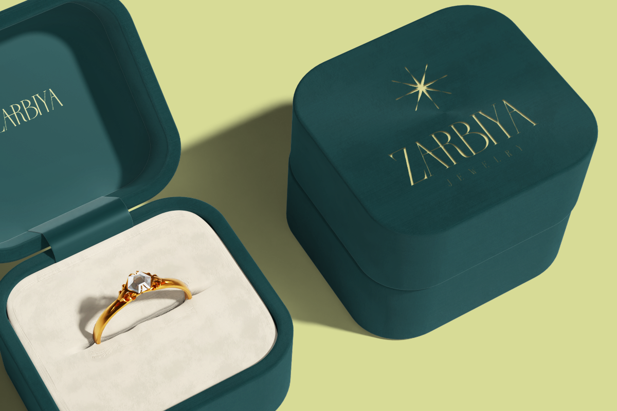 Gremont Arquela - Luxury Display, a Serif Font by Qweera Studio (Photo 5 of 12)
