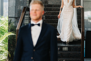 first meeting of the bride and groom