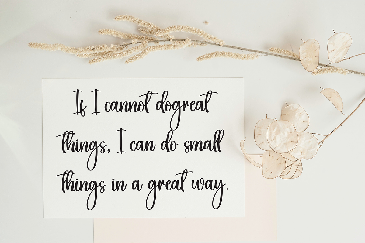 Splatter | Script Font, a Handwritten Font by Scratchones (Photo 4 of 9)