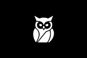 Owl Vector Outline, an Animal Illustration by Vectorium Studio (Thumbnail 2 of 4)