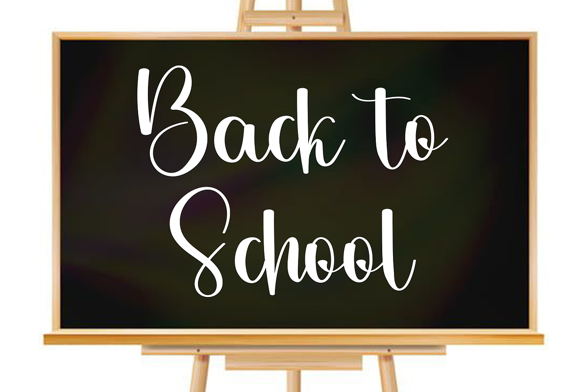 Summer Special, a Handwritten Font by InermediaSTUDIO (Photo 4 of 8)