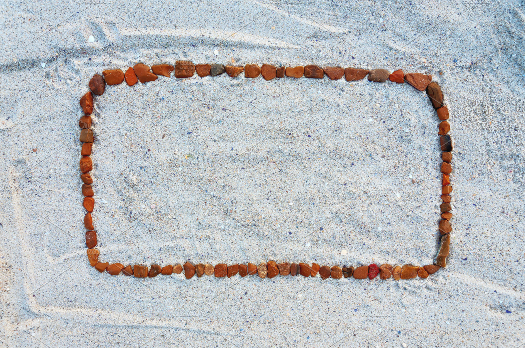 Sandy Frame