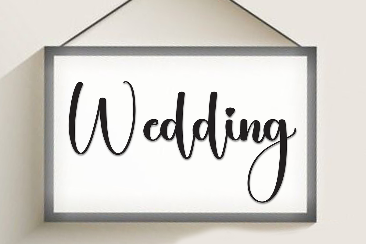 Simple Elegant, a Handwritten Font by InermediaSTUDIO (Photo 2 of 8)