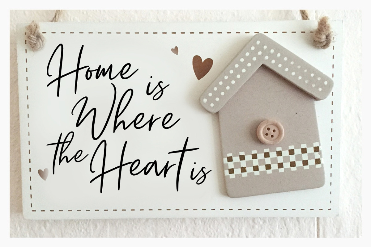 Thransty Handwritten Business Font preview 2