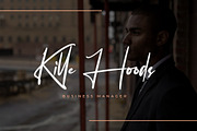 Flavellya - Luxury Signature Font, a Script Font by StringLabs (Thumbnail 8 of 9)