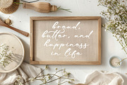 Lindgre, a Script Font by Integritype Studio (Thumbnail 11 of 15)