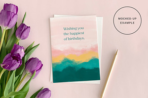 Floral Greeting Card Mockup .psd