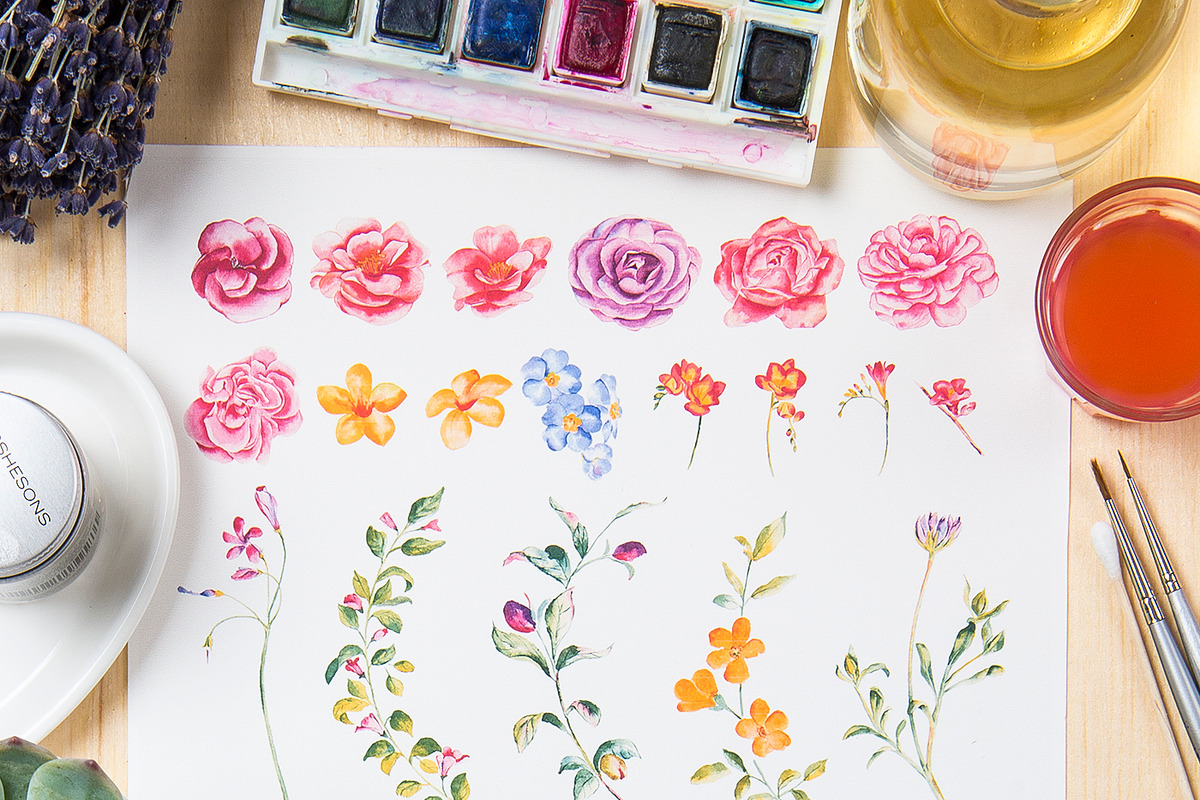 Floral Graphics Pack, an Illustration by emine (Photo 2 of 7)