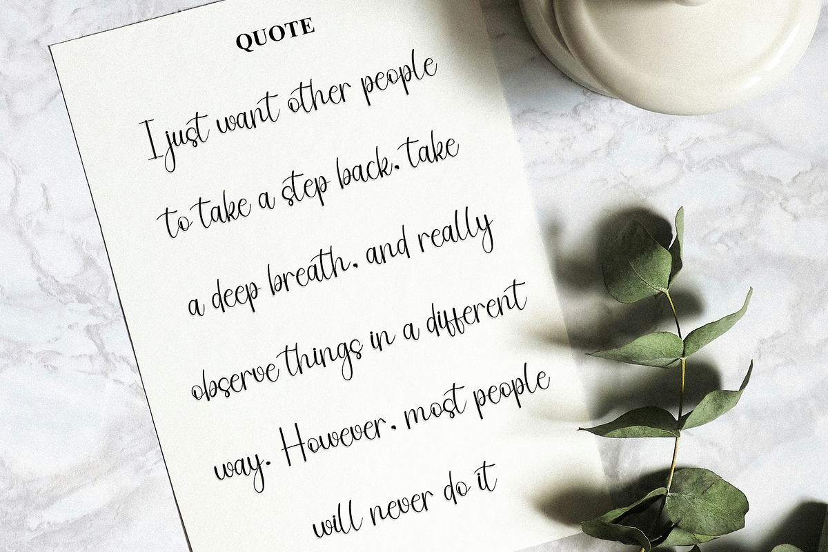 Beach Stylish, a Handwritten Font by InermediaSTUDIO (Photo 8 of 8)