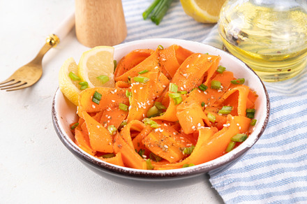 Viral trendy asian carrot salad
