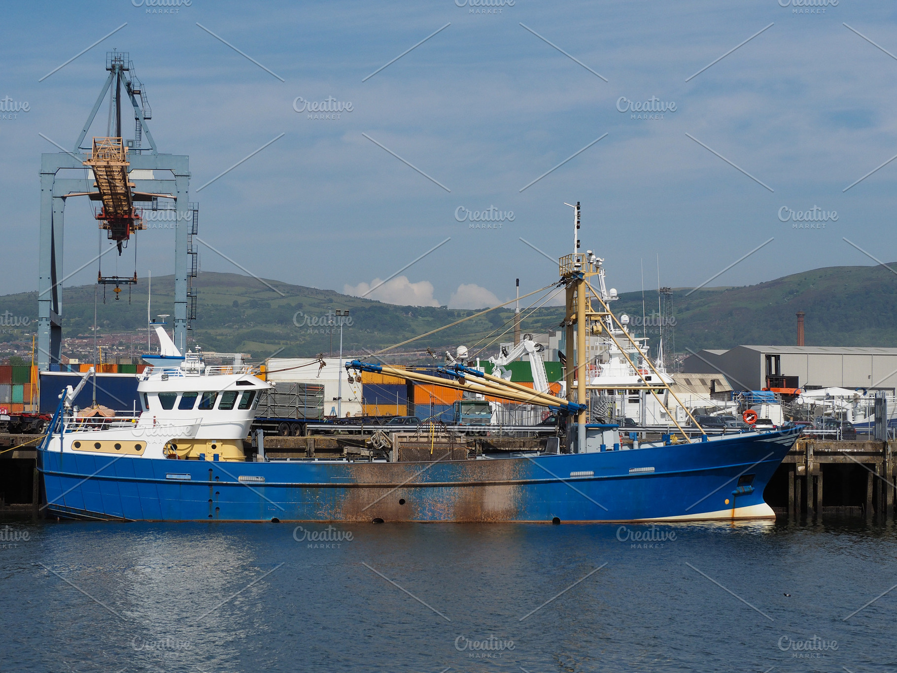 ships at Belfast port, a Photo by WorldOfPhotos