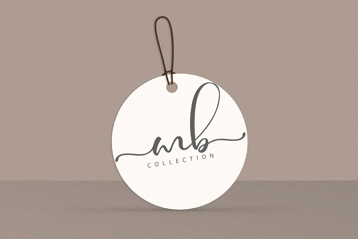 Fansthome | Signature effect, a Script Font by Qaratype (Photo 15 of 22)