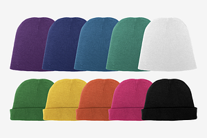 Slouchy Beanie Mockup